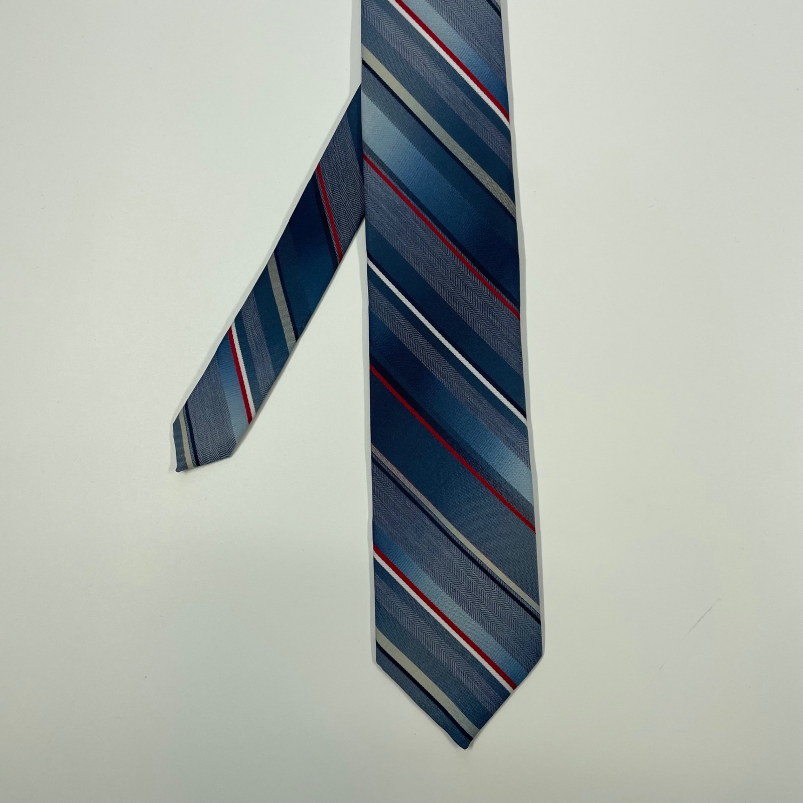 First Avenue Blue Striped Silk Blend Classic Necktie Mens One Size